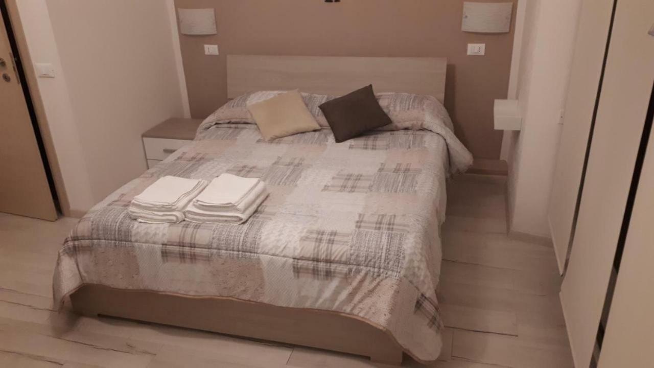 Rome Lux Bed and Breakfast Esterno foto